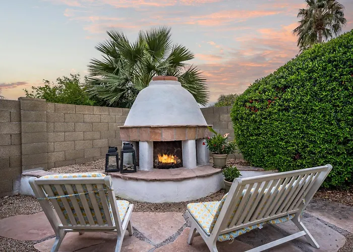 Reel Fun Centrally Located W Movie Pool Hot Tub Holiday home